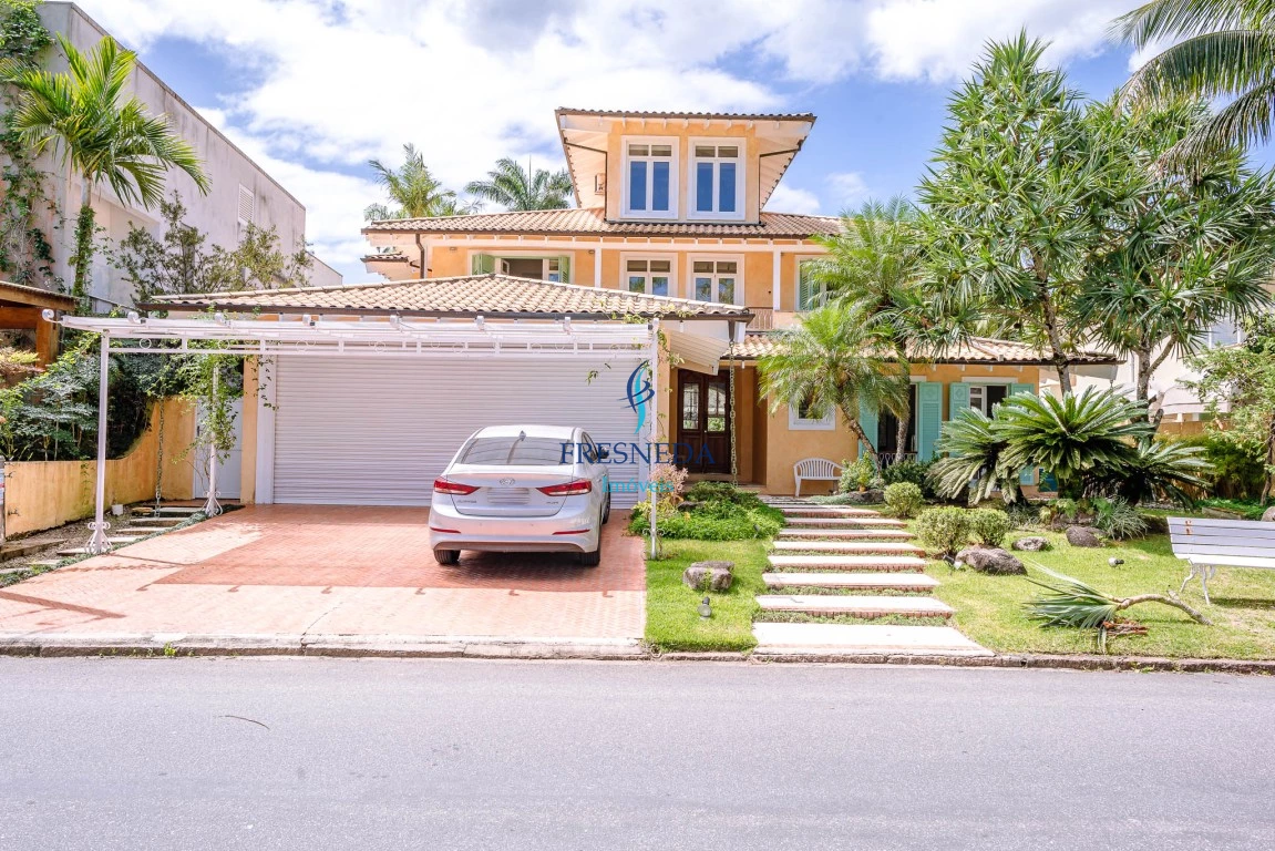 Casa (Sobrado) para Venda, 5 suite(s), 1 vaga(s), 344 m²